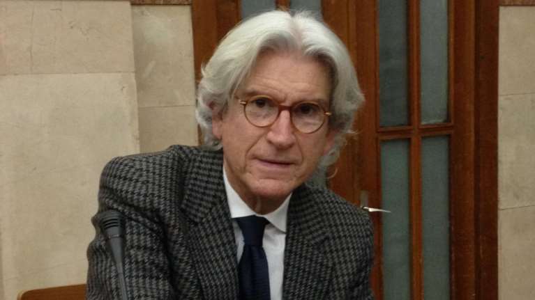 Ο περιφερειάρχης Θεσσαλίας "ακύρωσε" ομιλία του Σάκη Μουμτζή για το Ολοκαύτωμα - Επειδή αντέδρασαν αριστερές οργανώσεις