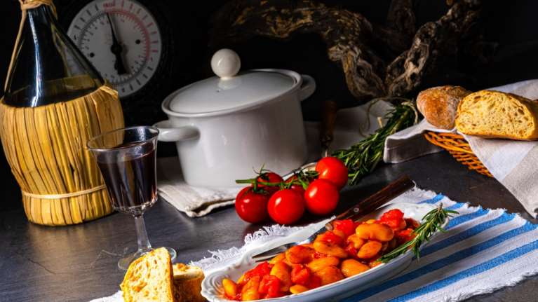 Ενα ελληνικό παραδοσιακό πιάτο στην κορυφή της λίστας με τα 50 καλύτερα στο είδος του παγκοσμίως