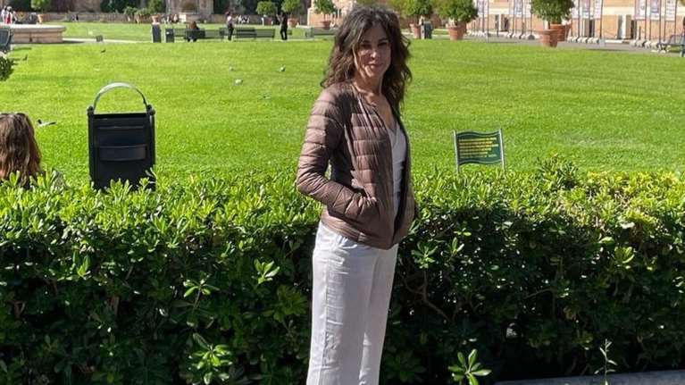 Ελευθερία Αρβανιτάκη: &quot;Θα με φροντίσω... για τα επόμενα&quot; -  Ακυρώνει όλες τις καλοκαιρινές εμφανίσεις της για λόγους υγείας