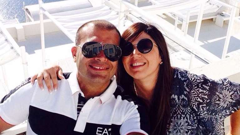 Παρθένα Κουτμερίδου: Οι αναρτήσεις του συζύγου της υπέρ των αρχηγών των αντιεμβολιαστών στο Facebook