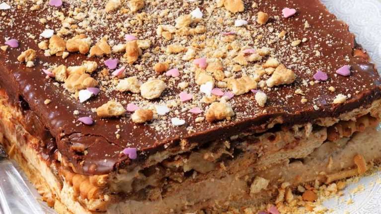 Μπισκοτογλυκό ψυγείου με λίγα υλικά - Το πιο απολαυστικό γλυκό για όλο το καλοκαίρι