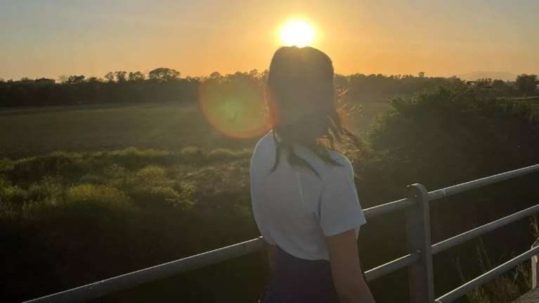 Τραγωδία στο Πολεμικό Ναυτικό: Συντετριμμένος ο αδερφός της Θάλειας - &quot;Ο γιατρός είπε ότι έβγαλε ένα εξάνθημα στο πόδι&quot; [Βίντεο]