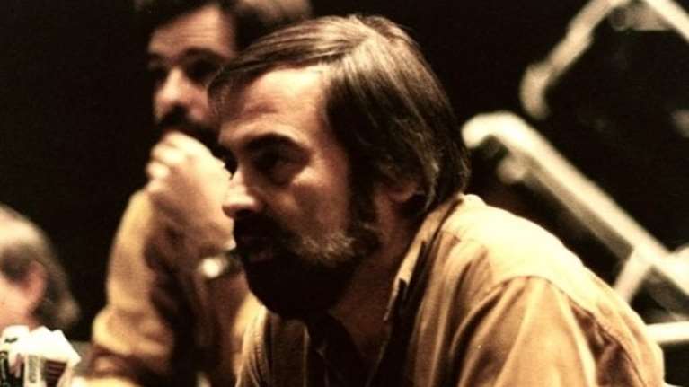 Πέθανε ο σκηνοθέτης, συγγραφέας και ηθοποιός Νίκος Περέλης