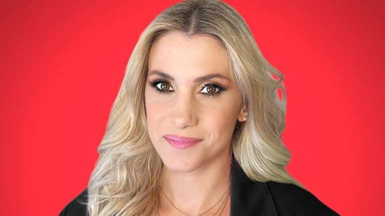 Δώρα Τσαμπάζη: &quot;Με ενοχλεί όταν μου λένε να ξαναφτιάξω τη ζωή μου και ότι αυτό προϋποθέτει απαραίτητα έναν σύντροφο&quot;