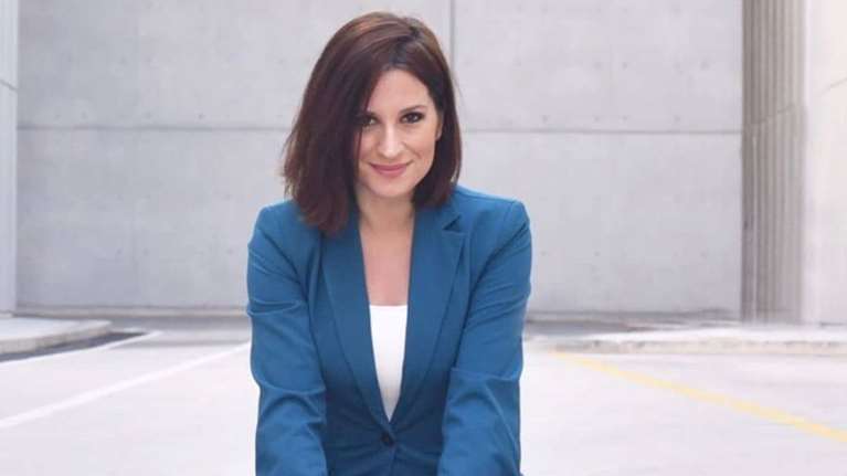 Η Νίκη Λυμπεράκη επιβεβαίωσε την εγκυμοσύνη της- "Δεν χωράω στο παντελόνι"...