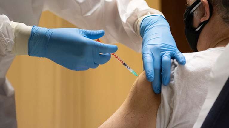 Κορονοϊός - Ζαούτης: Το 90% των θυμάτων είναι ανεμβολίαστοι - Μόνο μας &quot;όπλο&quot; το εμβόλιο