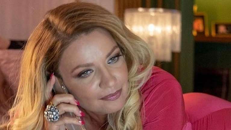 Η Παναγιώτα Βλαντή έκανε την πιο εντυπωσιακή αλλαγή στα μαλλιά της και της πάει πολύ [εικόνες]