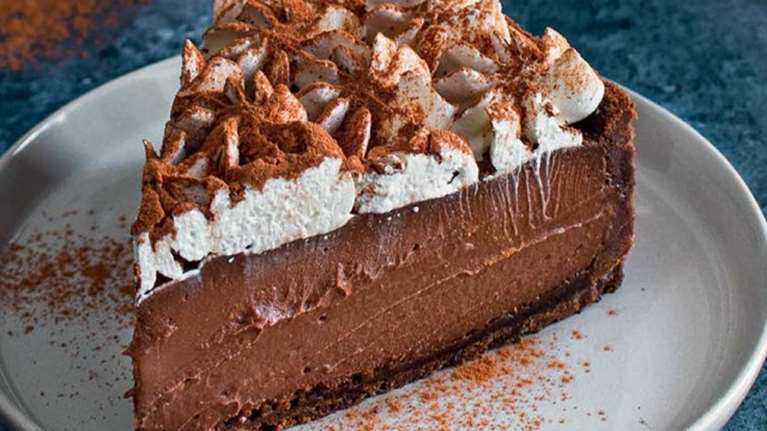 Σοκολατένιο γλυκό ψυγείου - Το απόλυτο καλοκαιρινό γλυκό, έτοιμο σε λίγα λεπτά