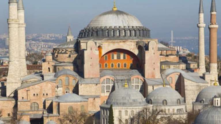 Σύσκεψη στο ΥΠΕΞ για την Αγιά Σοφιά: Συστήνεται task force - Δένδιας: Θα προστατεύσουμε την αξία του μνημείου