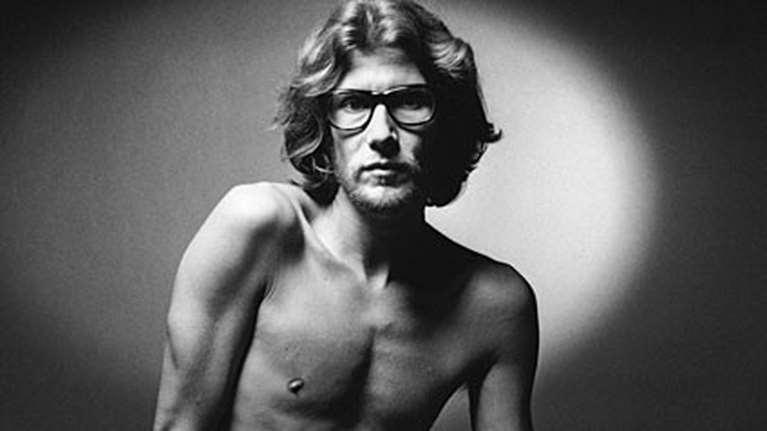 Υβ Σεν Λοράν: 60 χρόνια από το πρώτο ντεφιλέ - Έξι μουσεία της Γαλλίας υποκλίνονται στον μετρ