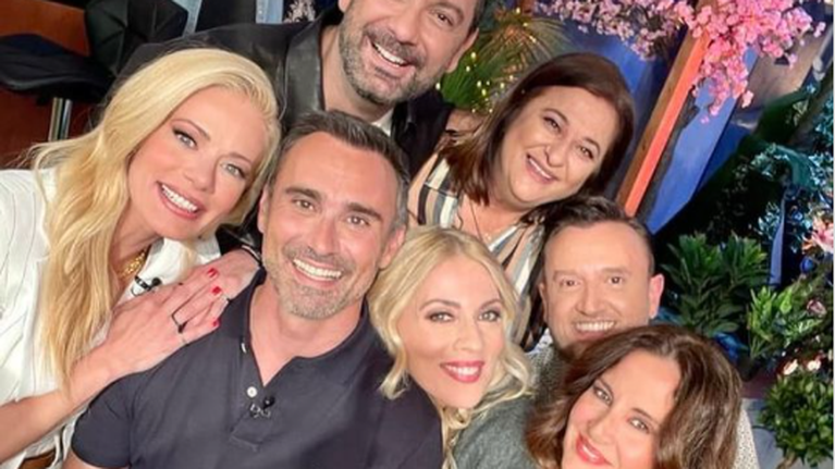 Reunion για την παρέα του &quot;Παρά Πέντε&quot; - Ξανά μαζί στην μικρή οθόνη για πρώτη φορά