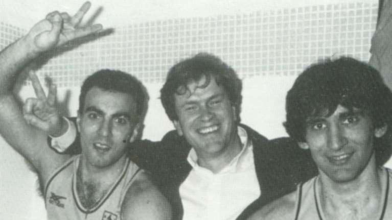 Ο Γιάννης Ιωαννίδης σε σπάνιες φωτογραφίες με τον Αρη - Μοναδικές στιγμές του &quot;ξανθού&quot; σε οκτώ φωτογραφίες