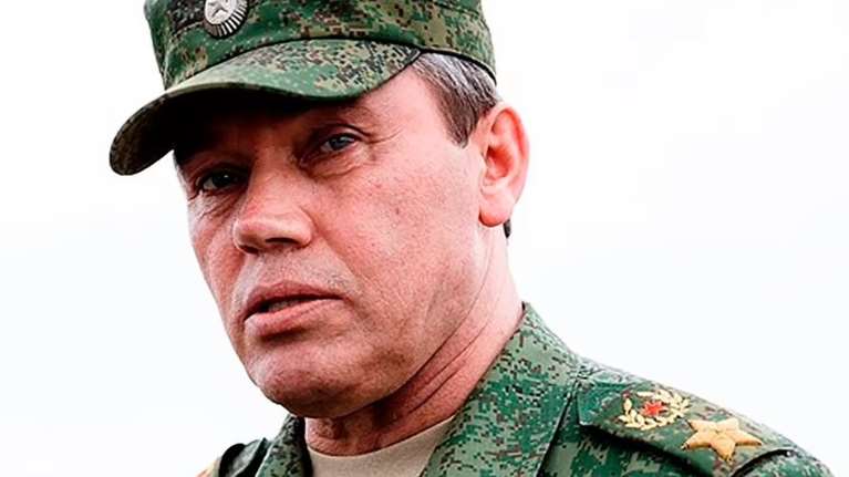 Απών από την παρέλαση στη Μόσχα ο αρχηγός του ρωσικού στρατού Βαλέρι Γερασίμοφ - Φήμες για τραυματισμό του