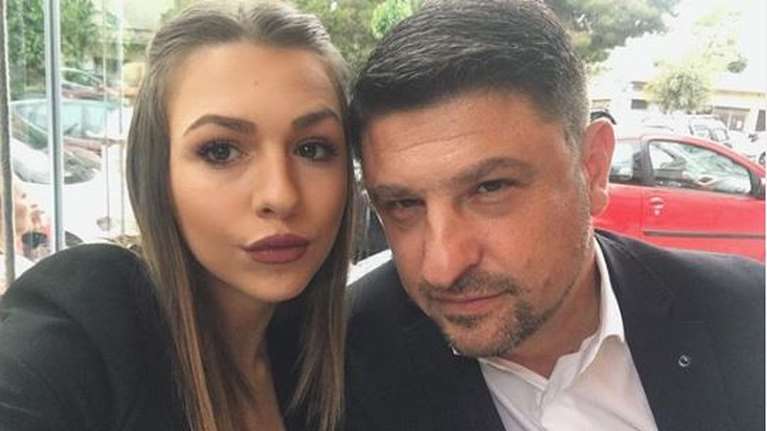Ιωάννα Χαρδαλιά: Αυτή είναι η κούκλα κόρη του Νίκου Χαρδαλιά - Φοιτήτρια Nομικής 19 ετών [Εικόνες]