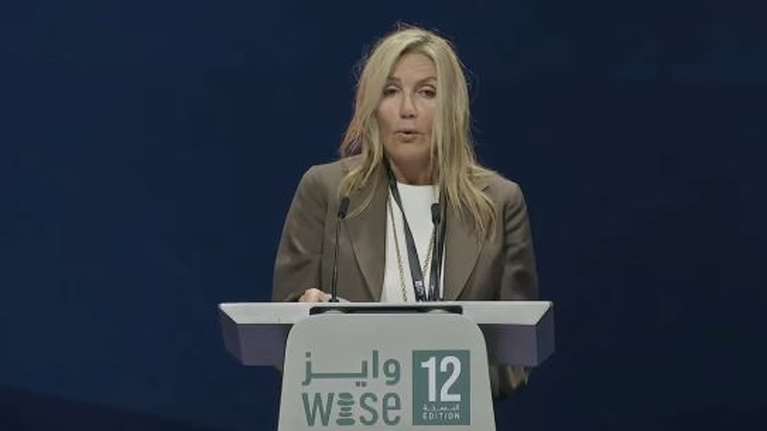 Μαρέβα Γκραμπόφσκι Μητσοτάκη: Πώς μπορεί να περιοριστεί η έκθεση των ανηλίκων στα social media