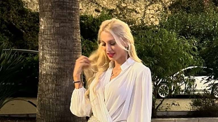 Κωνσταντίνα Σπυροπούλου: Η απίστευτη εμφάνισή της 26 μέρες μετά τη γέννα - Δύσπιστες οι followers της