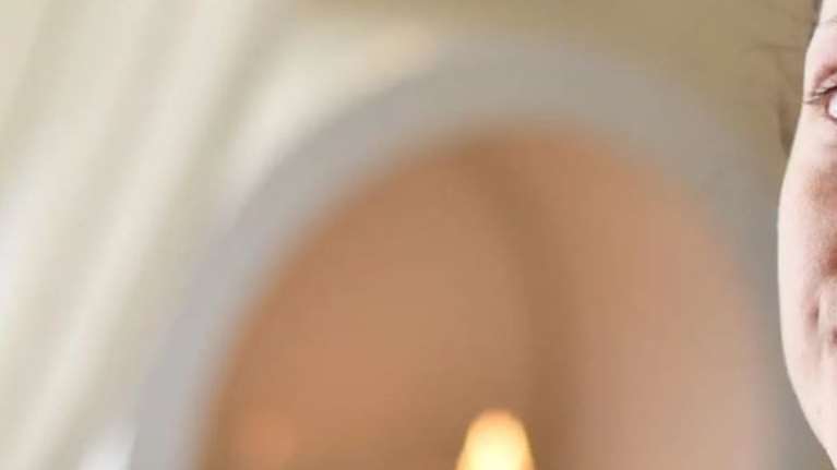 Ιωάννα Παλιοσπύρου: Νέα φωτογραφία χωρίς τη μάσκα - Δείχνει το πρόσωπό της και τα εγκαύματα [Εικόνα]