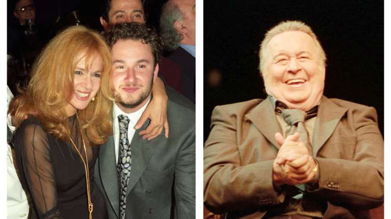 Σπάνια κλικ από τον γάμο του Παπαμιχαήλ με τη Νανά Ειλικρινή - Ηταν προστατευτική με τον Γιάννη, έγινε φίλη της Αλίκης