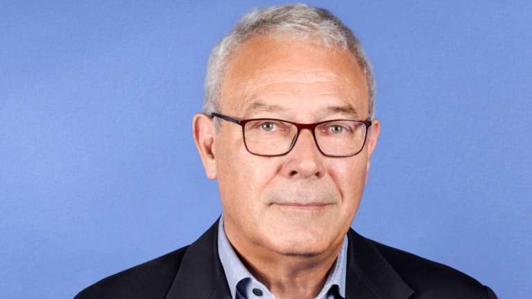 Ο μεσαίος χώρος που έλεγε ο Λούλης