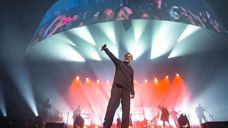 Γιούρι Σεβτσούκ: Ο θρύλος της ρωσικής ροκ που διώκεται επειδή κατήγγειλε τον Πούτιν για τον πόλεμο στην Ουκρανία