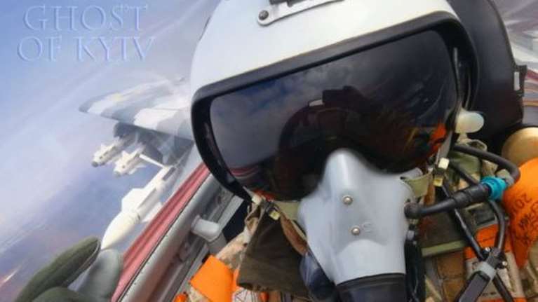 Ουκρανία - Ο "πιλότος φάντασμα" του Κιέβου προειδοποιεί: "Ρώσοι κατακτητές, έρχομαι για τις ψυχές σας!"