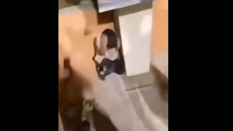 Κομοτηνή: Εξοργιστικό βίντεο - Ακροδεξιοί τραμπουκίζουν παιδάκι και του ζητάνε να πει &quot;Ζήτω ο Κασιδιάρης&quot;