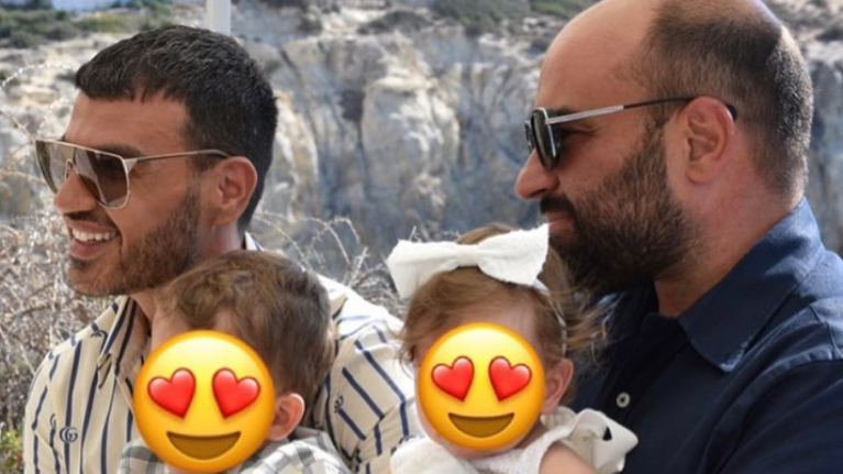 Παντελής Τουτουντζής: Φωτογραφίζει τον γιο του και τον σύντροφό του - Έχουν γενέθλια την ίδια μέρα