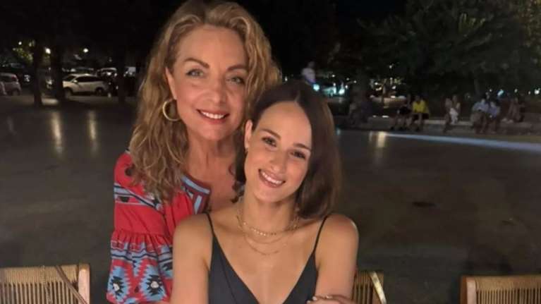 Η Μαρία Βοσκοπούλου έκλεισε τα 23 - Η συγκινητική ευχή της Άντζελας Γκερέκου για την κόρη της [εικόνες]