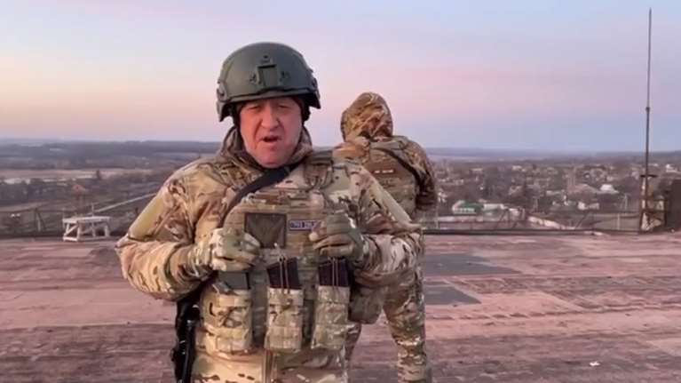 Ουκρανία: Η Μπαχμούτ είναι &quot;ουσιαστικά περικυκλωμένη&quot;, σύμφωνα με τον ιδρυτή της Βάγκνερ