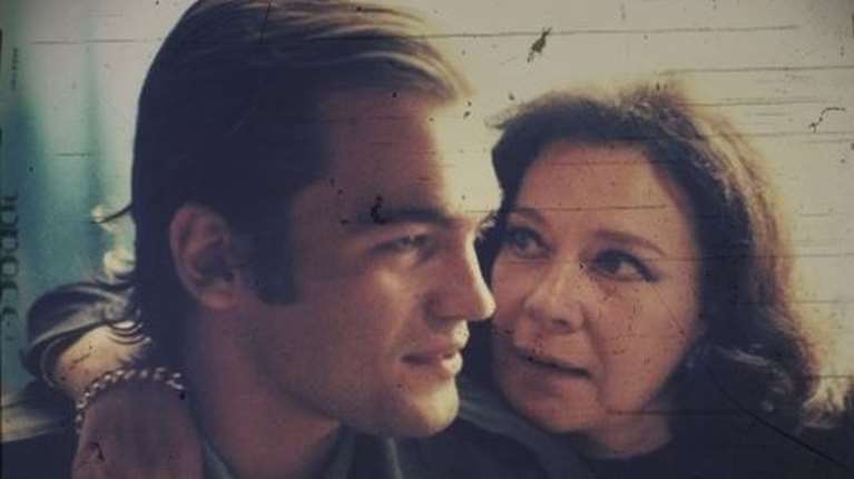 Κωνσταντίνος Καζάκος: Mε τα υπέροχα μάτια της Τζένης Καρέζη το post για τα 33 χρόνια από τον θάνατό της - "Δεν έχω λόγια"