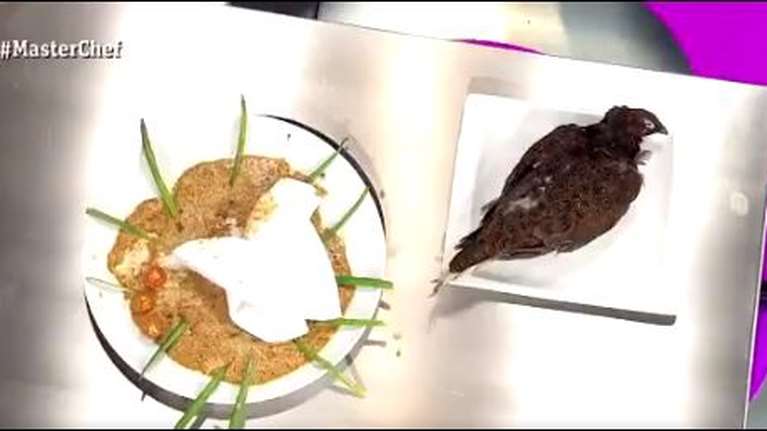 MasterChef: Σοκ στην ισπανική τηλεόραση - Σέρβιρε ψόφιο πουλί στους κριτές για εκδίκηση [Βίντεο]