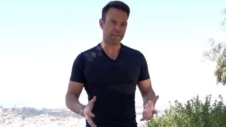 Ανάρτηση - έκκληση του Κασσελάκη για συμμετοχή στις προκριματικές εκλογές του ΣΥΡΙΖΑ: "Χωρίς κολλητιλίκια και ισορροπίες"