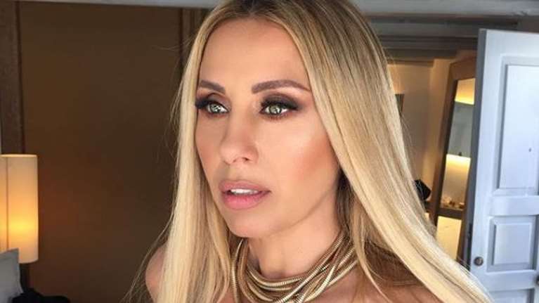 Γωγώ Μαστροκώστα: Οι φωτογραφίες με μαύρο μαγιό που &quot;κόβουν&quot; την ανάσα