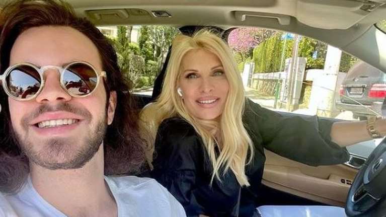 Ελένη Μενεγάκη: Ο Αγγελος Λάτσιος αποθεώνει τη μητέρα του - Το σχόλιο κάτω από φωτό της