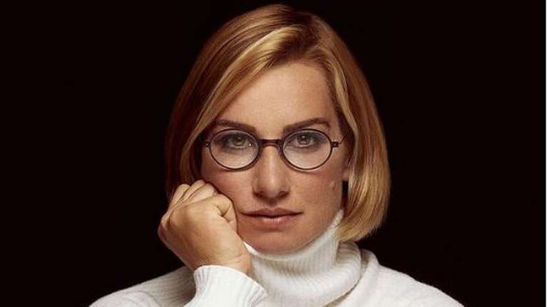 Η Σοφία Μπεκατώρου &quot;σφάζει&quot; με το γάντι: Μην γίνεις κάθαρμα - Γίνε Σπύρος Μπιμπίλας