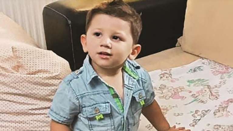 Ηράκλειο: Σε 37χρονο άνδρα οι νεφροί του μικρού Άγγελου - Ξεκίνησε στο Ιπποκράτειο η μεταμόσχευση