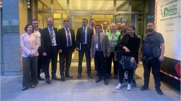 Σύνοδος Κορυφής: Αυτοί ήταν οι στενοί συνεργάτες του Κυριάκου Μητσοτάκη στις Βρυξέλλες