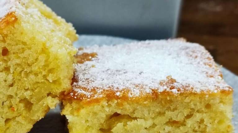 Συνταγή για το πιο δροσερό και αφράτο κέικ πορτοκαλιού - Χωρίς ζάχαρη και αυγά