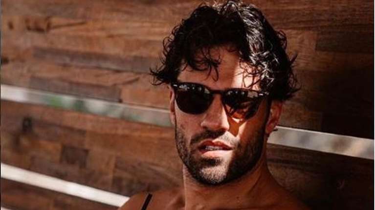 Απατεώνας στο Tinder χρησιμοποιούσε φωτογραφίες του Κωνσταντίνου Αργυρού για να ξεγελά κοπέλες [Βίντεο]