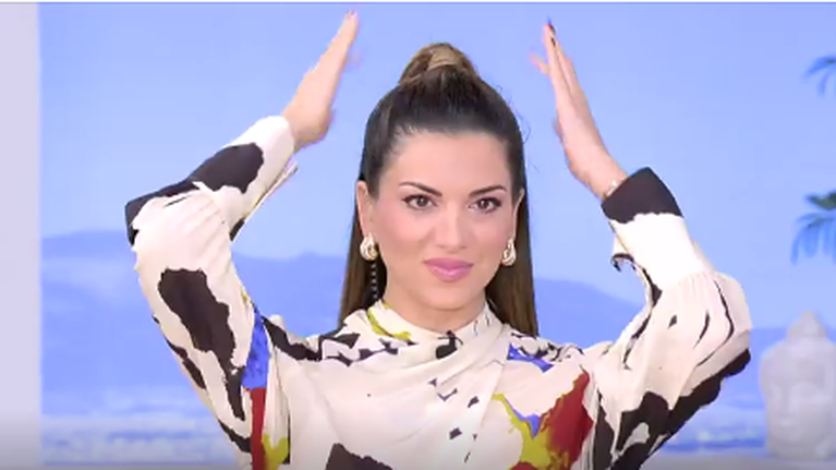 Η Σταματίνα Τσιμτσιλή έγινε ξανθιά και μας δείχνει το αποτέλεσμα – &quot;Μήπως να το γυρίσω;&quot;