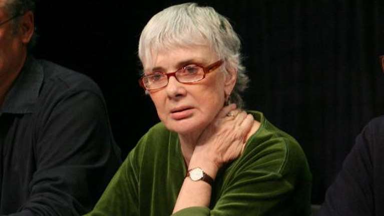 Μένουμε Σπίτι-Ξένια Καλογεροπούλου: Το ότι δε βλέπω είναι χειρότερο...