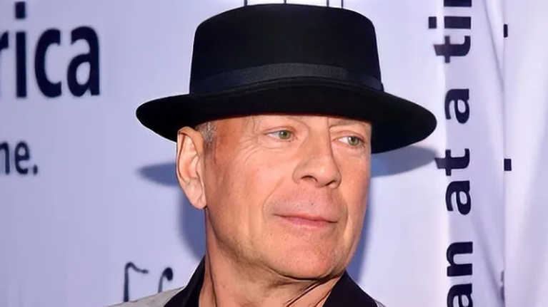 Ο Μπρους Γουίλις πάσχει από αφασία και βάζει τέλος στην καριέρα του - Η ανακοίνωση της οικογένειας