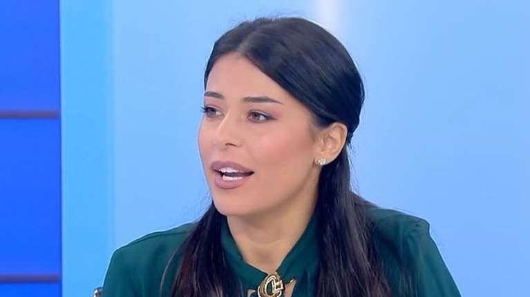 Επιμένει η Λατινοπούλου: Ζήτω ο φωτισμένος ηγέτης Μεταξάς - Τι θέλετε να πω, ζήτω το ΕΑΜ; [βίντεο]