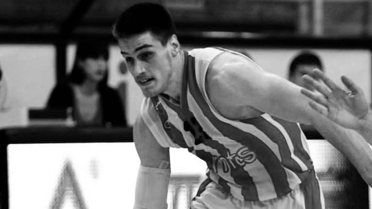 Πένθος στη Σερβία: Έφυγε από τη ζωή 26χρονος μπασκετμπολίστας - Έδινε μάχη με σπάνια ασθένεια