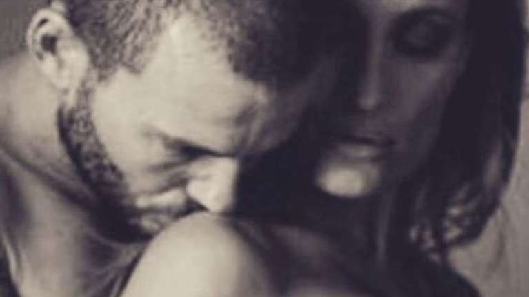 Ελεονώρα Μελέτη: Η αισθησιακή φωτογραφία με τον σύζυγό της - &quot;Ξέρεις τι σημαίνει να σε λένε κούγκαρ;&quot;