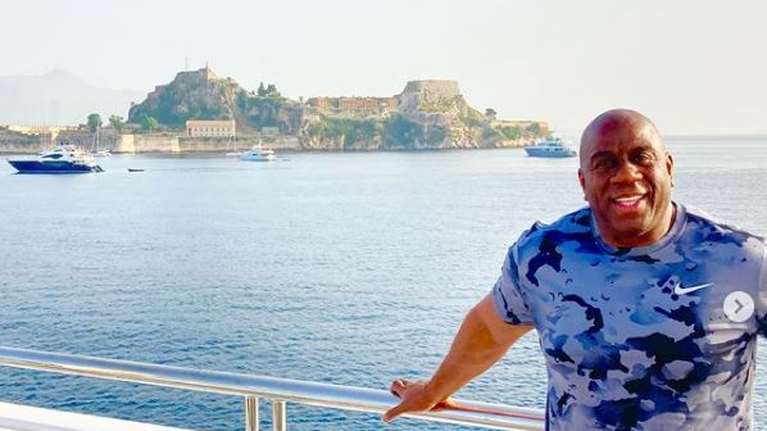 Διακοπές στην Ελλάδα για τον Μάτζικ Τζόνσον - Οι φωτογραφίες από την Κέρκυρα [Εικόνες - Βίντεο]