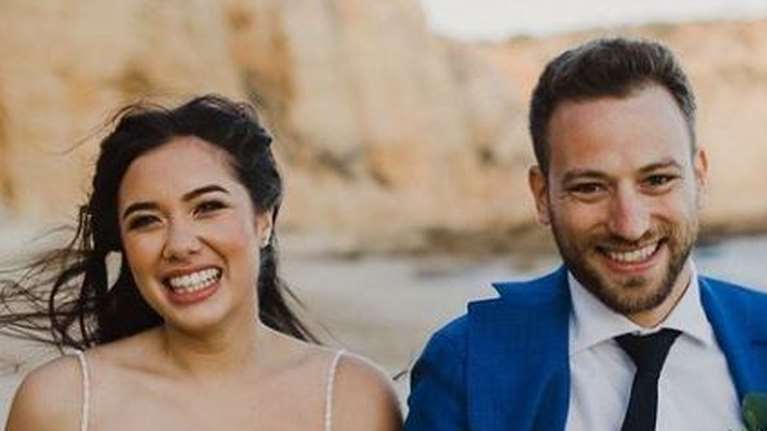 Γλυκά Νερά: &quot;Πατέρας είσαι εσύ;&quot; - Ο μοιραίος διάλογος του άγριου καβγά του πιλότου με την Καρολάιν λίγο πριν την πνίξει