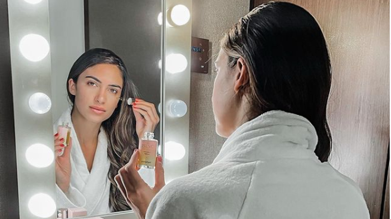 Νέος έρωτας στην ελληνική showbiz - Ποιος διάσημος έκλεψε την καρδιά της Άννας Πρέλεβιτς