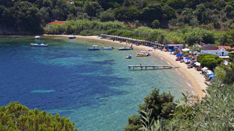 Ακόμη 2+8 Γαλάζιες Σημαίες διεκδικεί η Σκιάθος