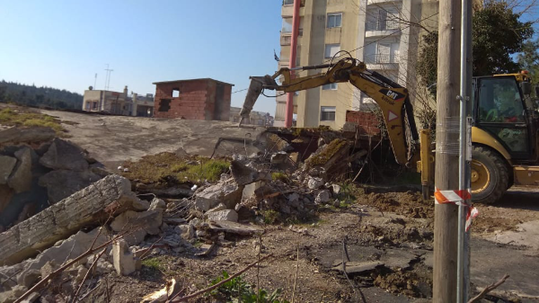 Θεσσαλονίκη: Κατεδαφίζεται το ιστορικό κέντρο διασκέδασης ΚΑΝ ΚΑΝ - &quot;Ηλία ρίχ&#39; το&quot; [εικόνες - βίντεο]